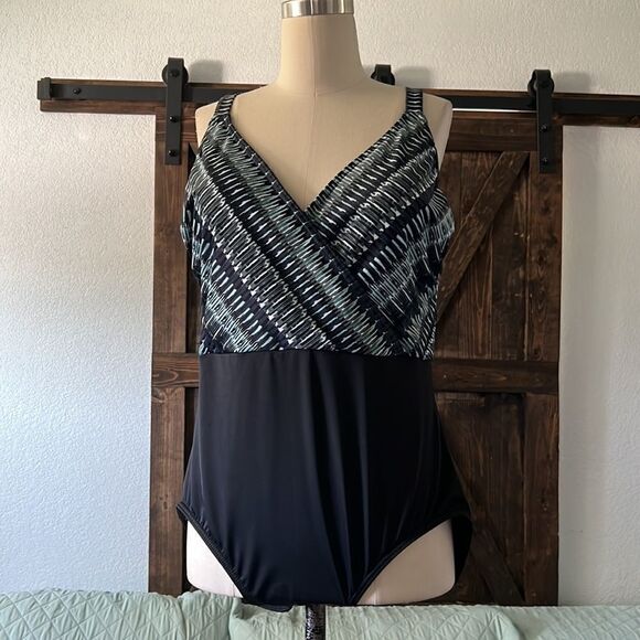 Dreamsuit Slimming Control Wrap One Piece Swimsuit Sz-16W - Picture 1 of 11